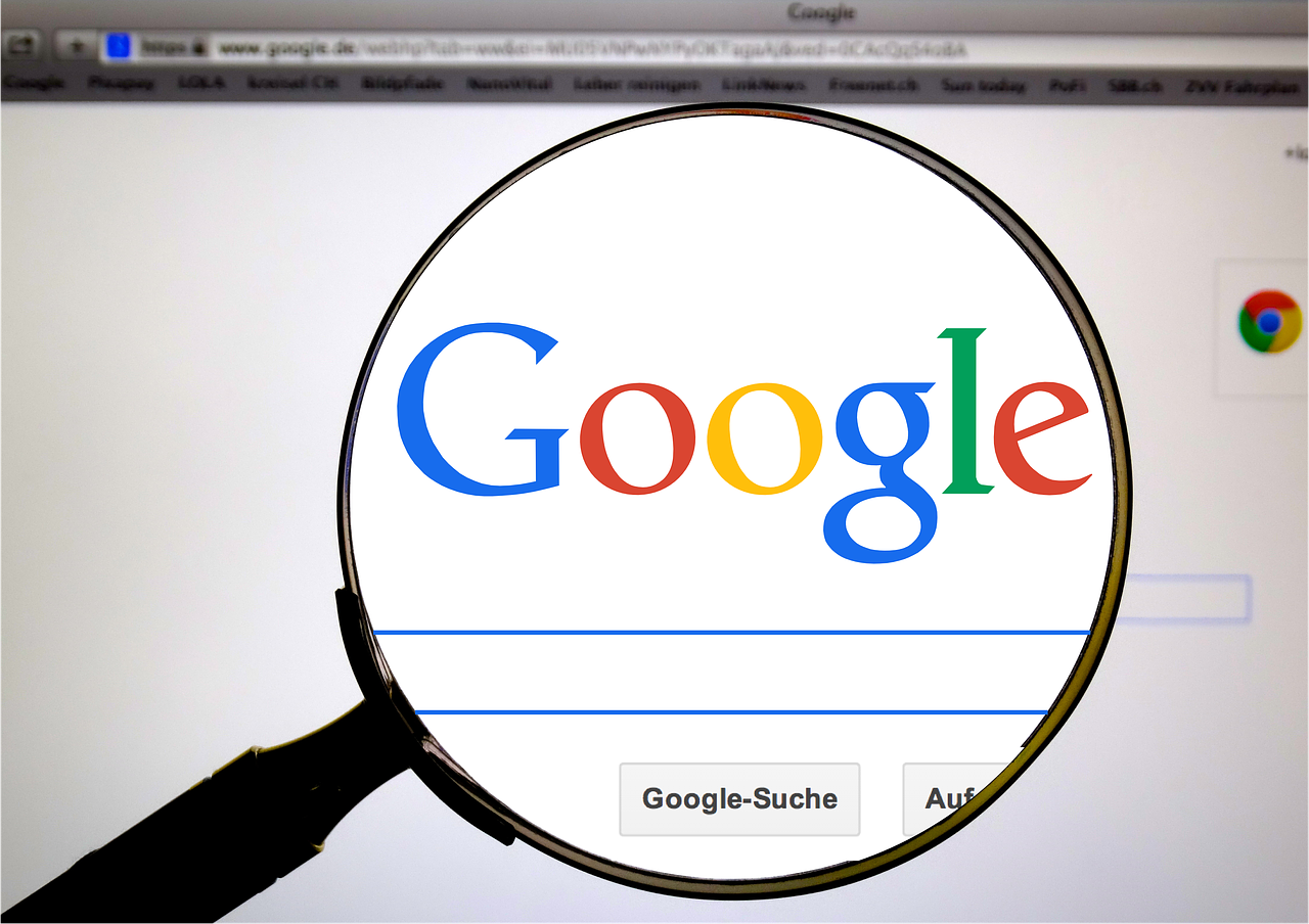 Google Tests New Function – Ads Displayed Along Organic Search Results